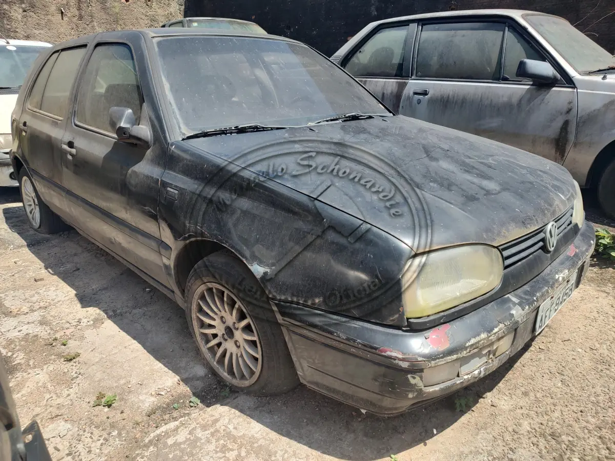 LOTE 001 - 01 VEÍCULO VW/ GOLF GL ANO/ MODELO  /1995/ 1995 PLACAS AFF-9458