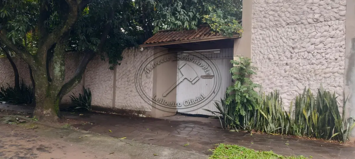 LOTE 001 - ÓTIMA CASA 02 PISOS COM PISCINA, COM 02 TERRENOS 720,00M² LOCALIZADA NA RUA AFONSINA DA SILVA, 165, PARQUE SINUELO, SÃO LEOPOLDO- RS