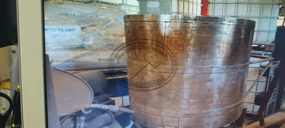 LOTE 001 - 01 TANQUE INÓX MÓVEL 600L