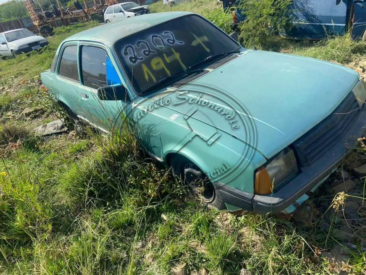 LOTE 0194