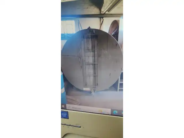 01 TANQUE AÇO DIVIDIDO 2X 5.000L