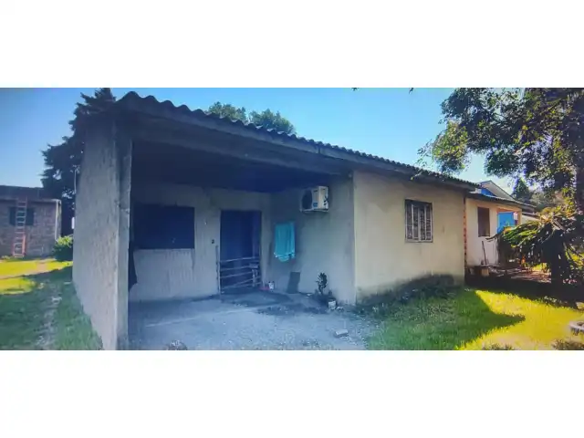 01 CASA ALVENARIA LOCALIZADA NA RUA CAINGANGUE, 62, OURO VERDE, PORTÃO- RS