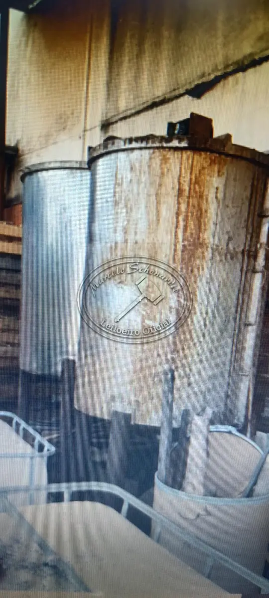 LOTE 001 - 01 TANQUE INÓX MÓVEL 1.700L