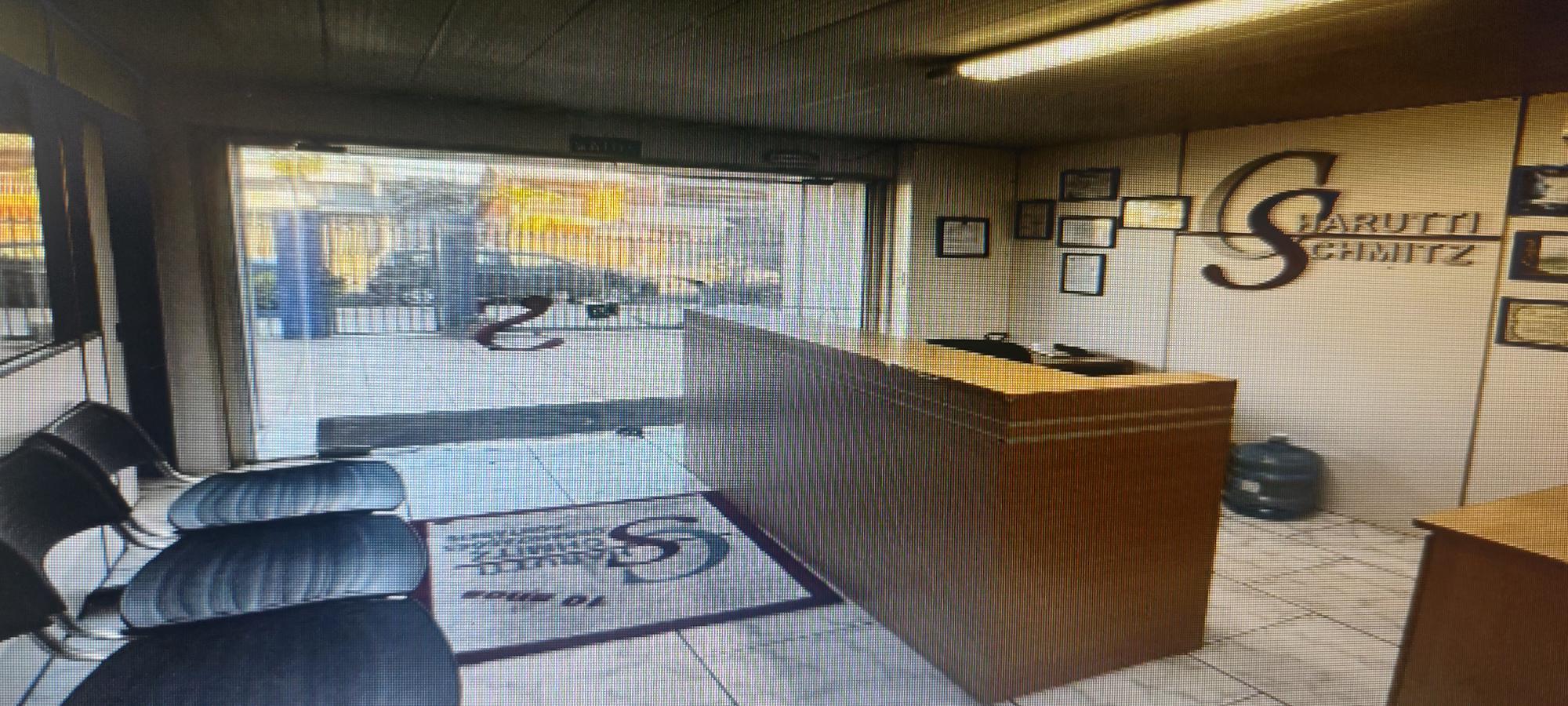 01 Prédio Comercial E 01 Casa, Localizadas Na Rua Bento Gonçalves, 74, Centro, Esteio- Rs, localizado em Esteio - RS, bairro Centro